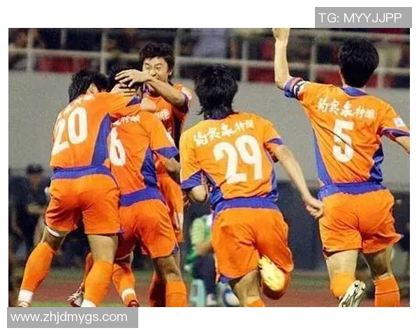 恒大与山东鲁能巅峰对决谁能在中超赛场再创辉煌