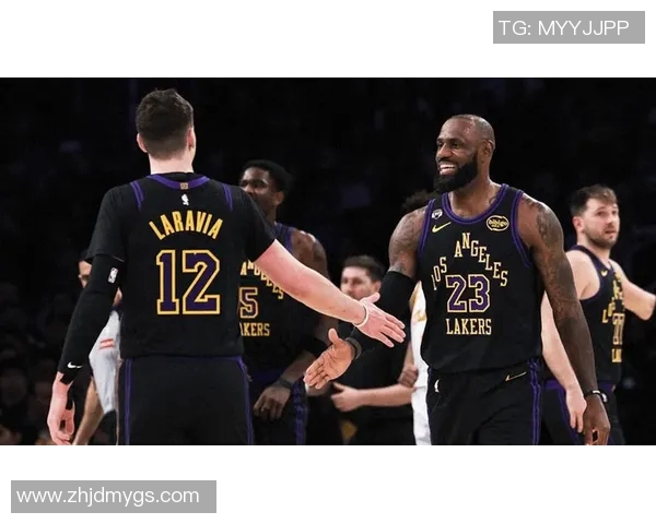 湖人对决老鹰精彩回顾双方明星球员表现引人瞩目