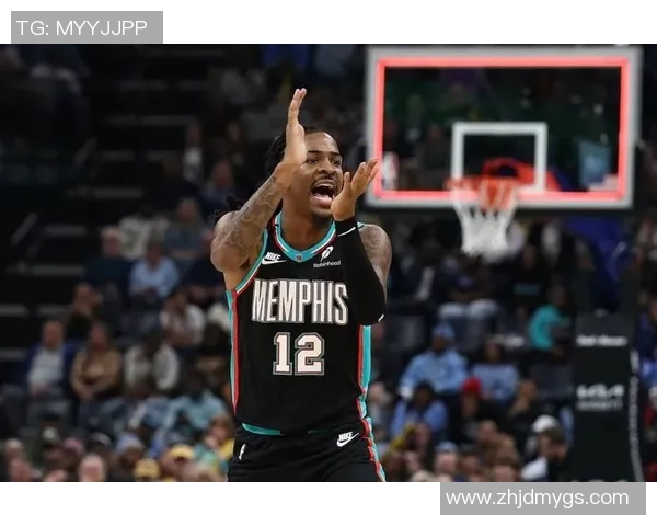 贾莫兰特在NBA赛场上的崛起与挑战：年轻球星的奋斗故事