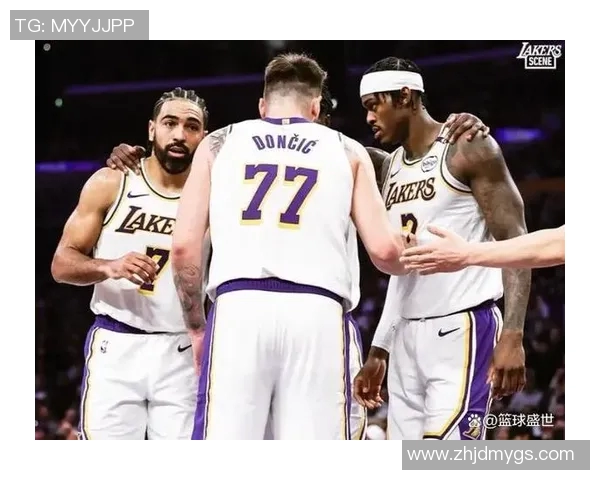 2013年湖人与老鹰精彩对决回顾腾讯全程直播盛况再现